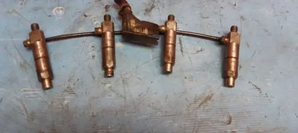 Renault Master II Fuel injector KBE58S8