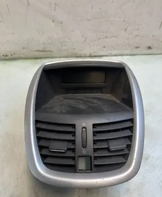 Peugeot 207 Dashboard air vent grill cover trim 9650068177