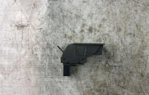Volkswagen Golf Plus Fuel tank opening switch 5M0959551
