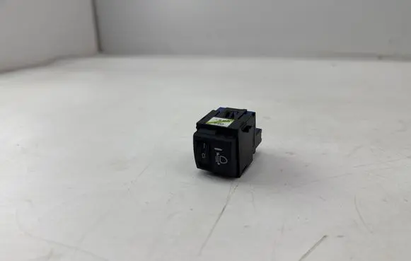 Toyota Yaris XP210 Headlight level height control switch