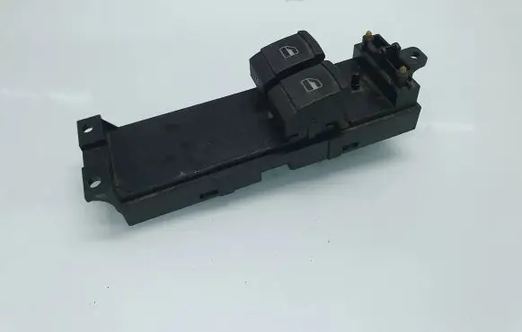 Volkswagen PASSAT B5 Electric window control switch 1J3959857B F005S00071