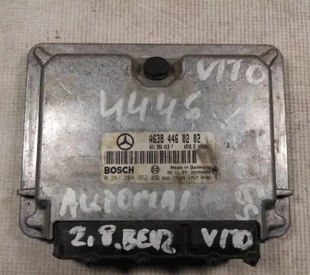 Mercedes-Benz Vito Viano W638 Engine control unit/module A6384460202 021906018F 0261204952