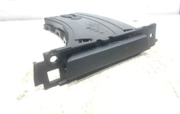 BMW 3 E90 E91 Cup holder 22167210 7127406