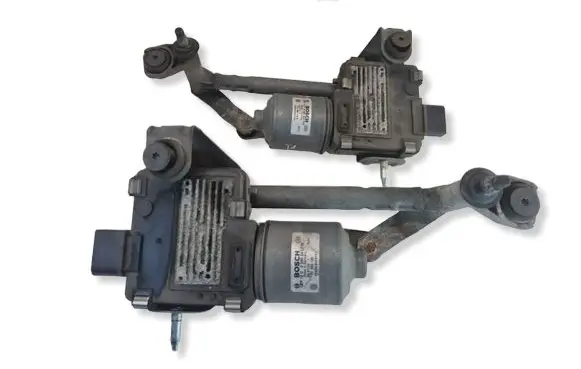 Volkswagen Touran I Front wiper linkage and motor 1T0955120