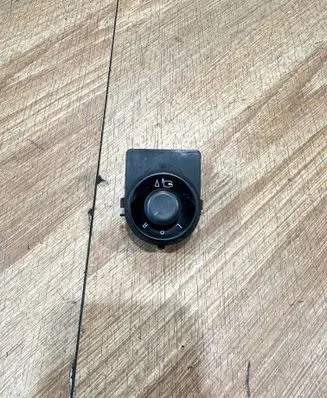 Opel Insignia A Wing mirror switch 13271833