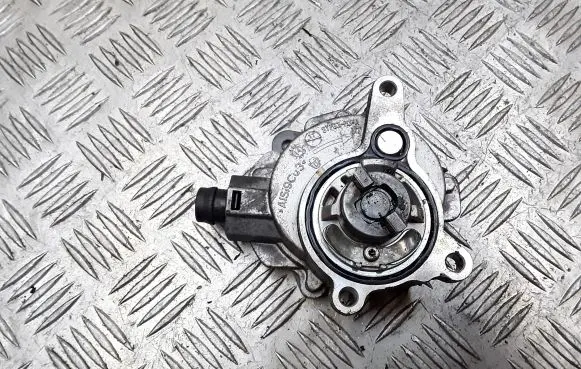 Ford Focus Vacuum pump bb5e2a451bd