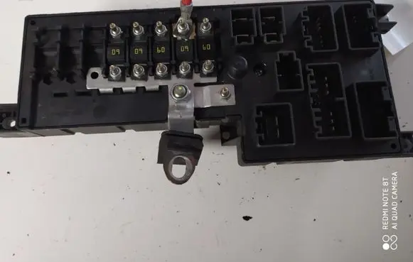 Volvo V70 Fuse module 518828017 8678449