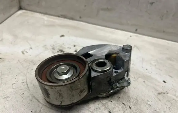 Hyundai Santa Fe Alternator belt tensioner SH122