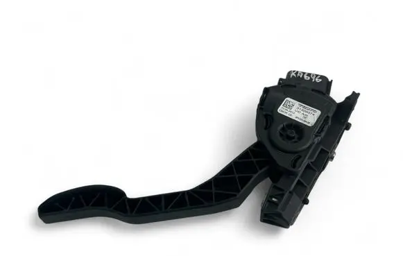 Volvo V60 Accelerator throttle pedal 31329374
