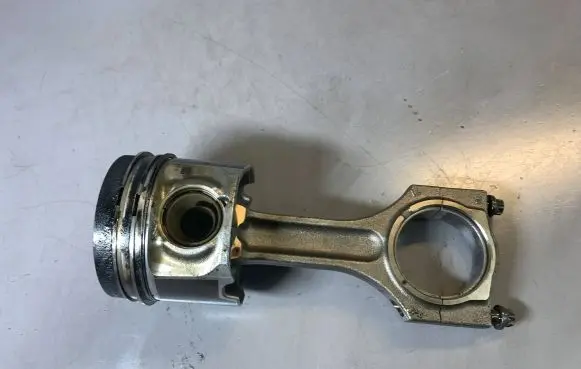 BMW 7 F01 F02 F03 F04 Piston with connecting rod 11248508023 11257805329