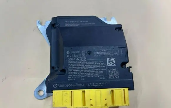 Mercedes-Benz GLE W167 Airbag control unit/module A1679004507