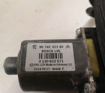 Citroen C4 Cactus Front door window regulator with motor 9674252380 0130822571