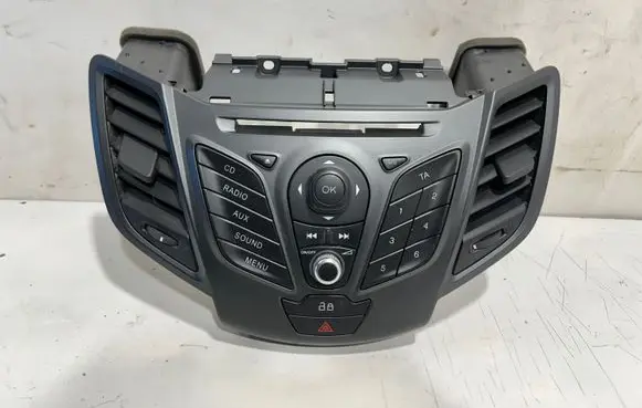 Ford Fiesta Radio/CD/DVD/GPS head unit AV1T18K811CC 331430000 8A6118A802AJ