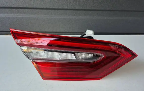 Toyota Camry VIII XV70 Rear/tail lights 8159033510 81591-33330 240726