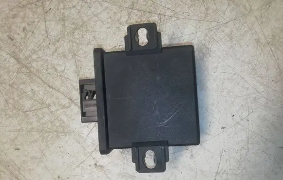 Mercedes-Benz E W211 Light module LCM A2118200985 5DF00827805