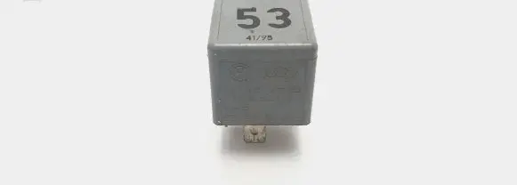 Volkswagen PASSAT B6 Other relay 141951253B