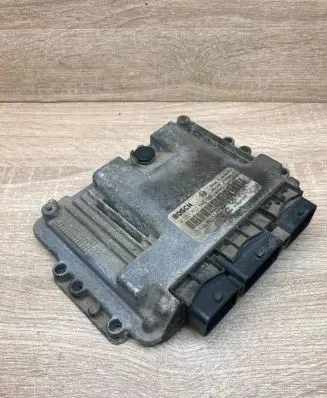 Renault Laguna II Engine control unit/module ECU 8200305678 0281011646