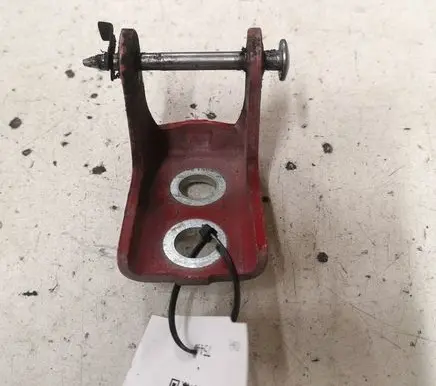 Citroen C4 Cactus Front door lower hinge