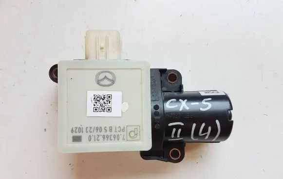 Mazda CX-5 II Air flap motor/actuator 706366210