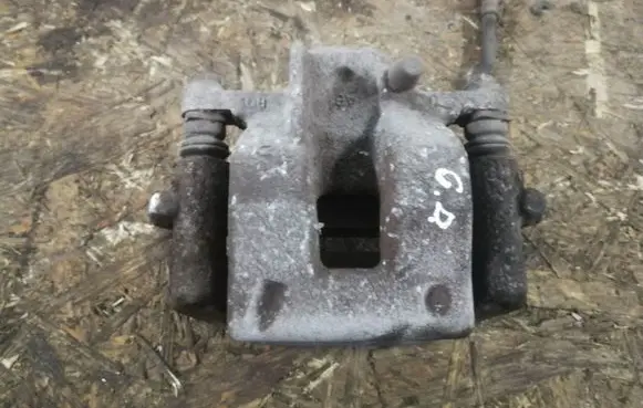 Toyota Verso Rear brake caliper
