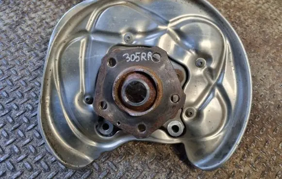 Audi Q5 SQ5 Rear wheel hub 80A505436J 80A615612B
