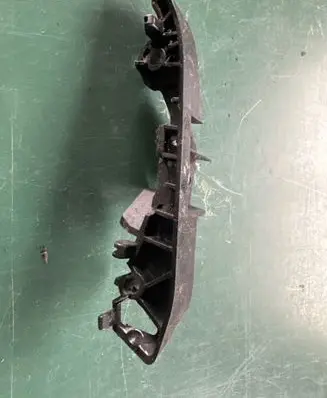 BMW 5 G30 G31 G38 Front bumper mounting bracket 7385350 15067010 51117385350