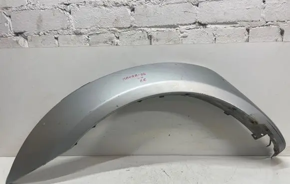 Nissan Navara D22 Fender trim (molding)