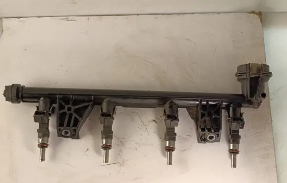 Fuel injector