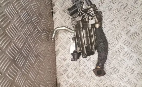 Jaguar XF X250 EGR valve 9x2q9u438ca