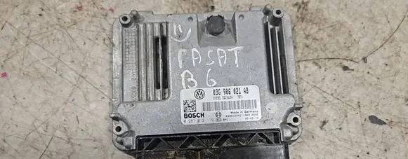Volkswagen Golf VI Engine control unit/module 03G906021AB 1039S12042 0281012119