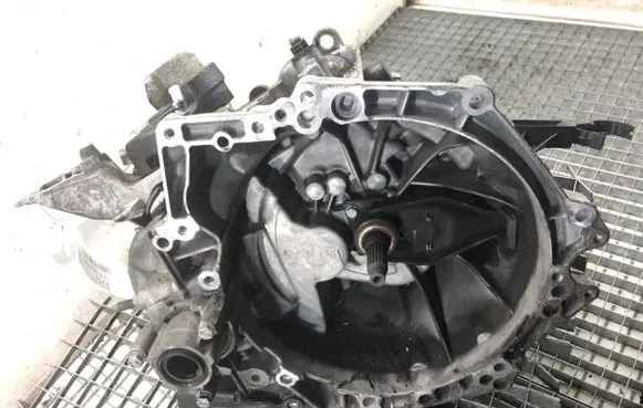 Opel Combo E Manual 5 speed gearbox 9811243810