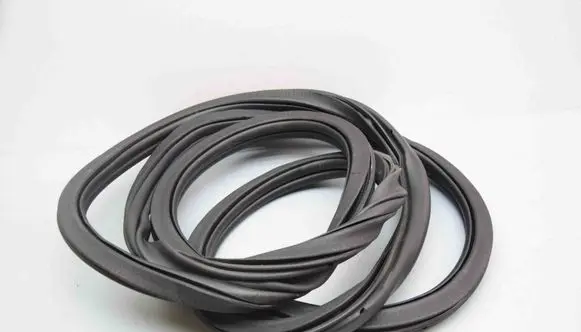 Volkswagen Caddy Rubber seal rear door 