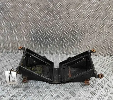 Nissan 240ZX, 280ZX, 300ZX Air filter box 1652830P00