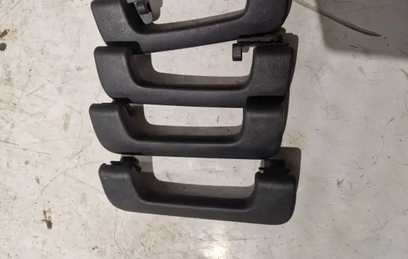 Porsche Macan (95B) A set of handles for the ceiling 95B857644