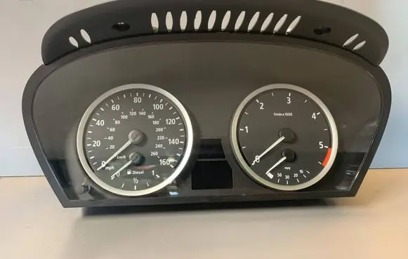 BMW 5 E60 E61 Speedometer (instrument cluster) 6983154 62116983154 110080213