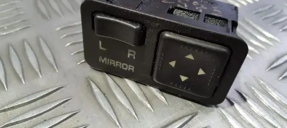 Opel Omega B1 Wing mirror switch
