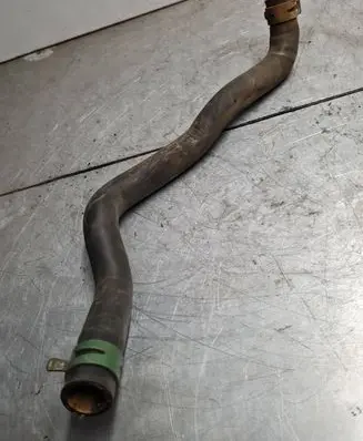 Volkswagen Transporter - Caravelle T4 Engine coolant pipe/hose 701819373L