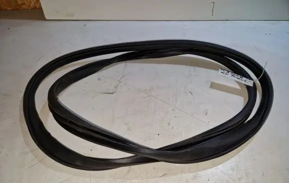 Mazda 6 Front door rubber seal