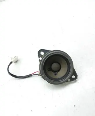 Hyundai i40 Front door high frequency speaker