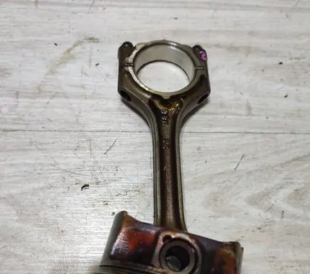 Suzuki Vitara (LY) Piston with connecting rod 08488