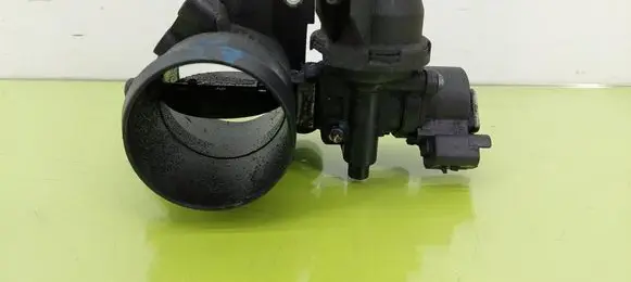 Ford Mondeo MK V Throttle body valve 6G909E926AE