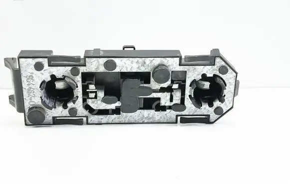 Ford Galaxy Tail light bulb cover holder 7M3945257A