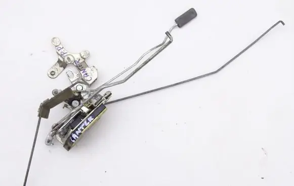 Mitsubishi Canter Front door lock