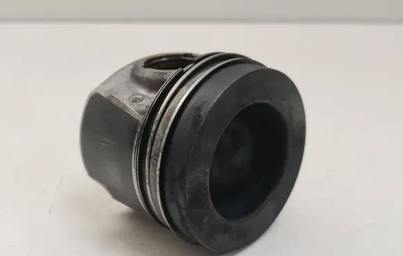 Volkswagen Transporter - Caravelle T6 Piston 81L155