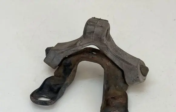 Muffler mount bracket/holder