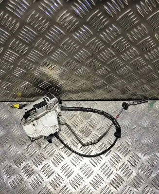 Dodge Durango III Front door lock P04589904AG