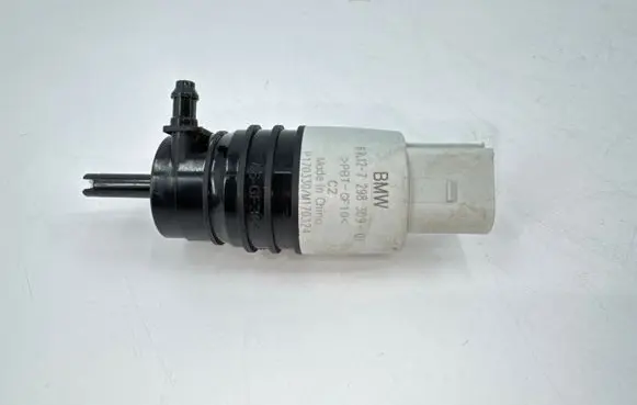 BMW 3 F30 F35 F31 Windscreen/windshield washer pump 7298309
