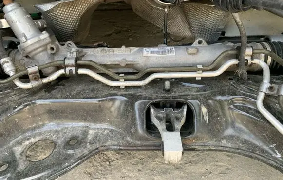 Opel Vivaro Steering rack 9813692780 7831974271 60HZYF2088001