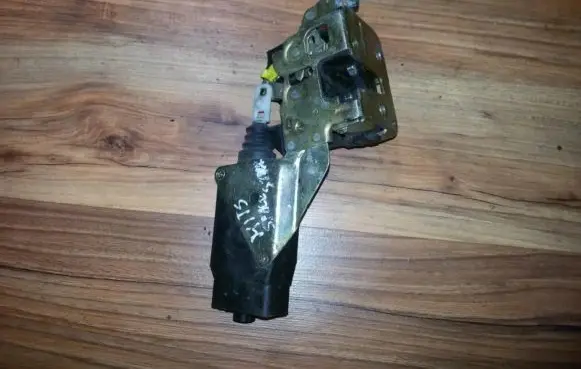 Mitsubishi Space Star Rear door lock