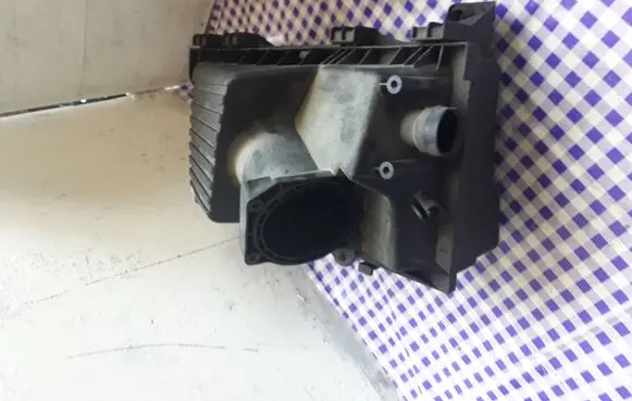 Skoda Octavia Mk1 (1U) Air filter box